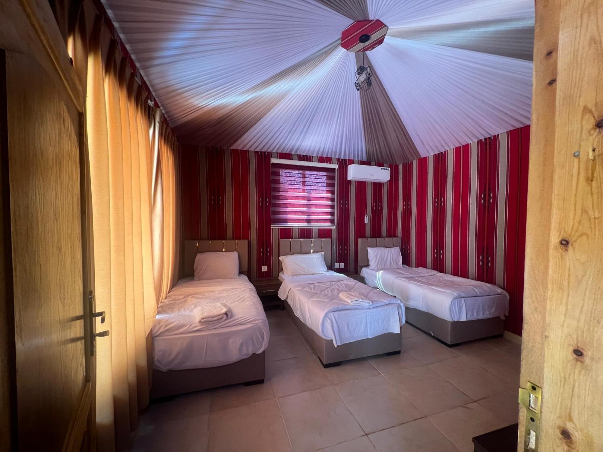 Rum Royal Flower Luxury Camp Вади-Рам Экстерьер фото